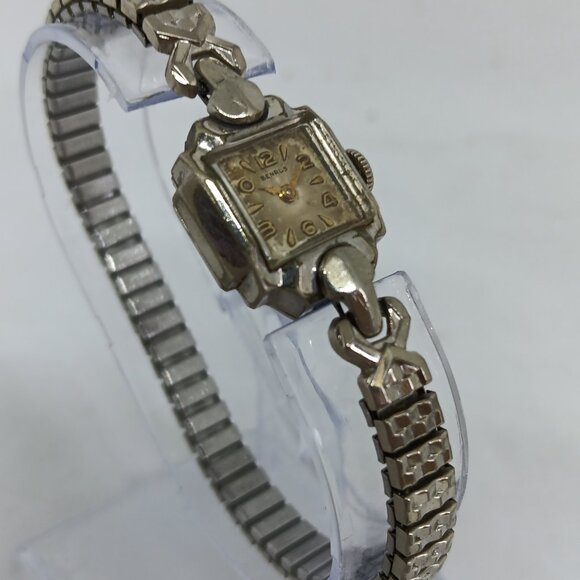 VINTAGE Benrus Women\'s 17 x 19mm Manual Wind 17 Jewel Swiss Made Cocktail Watch main image 9